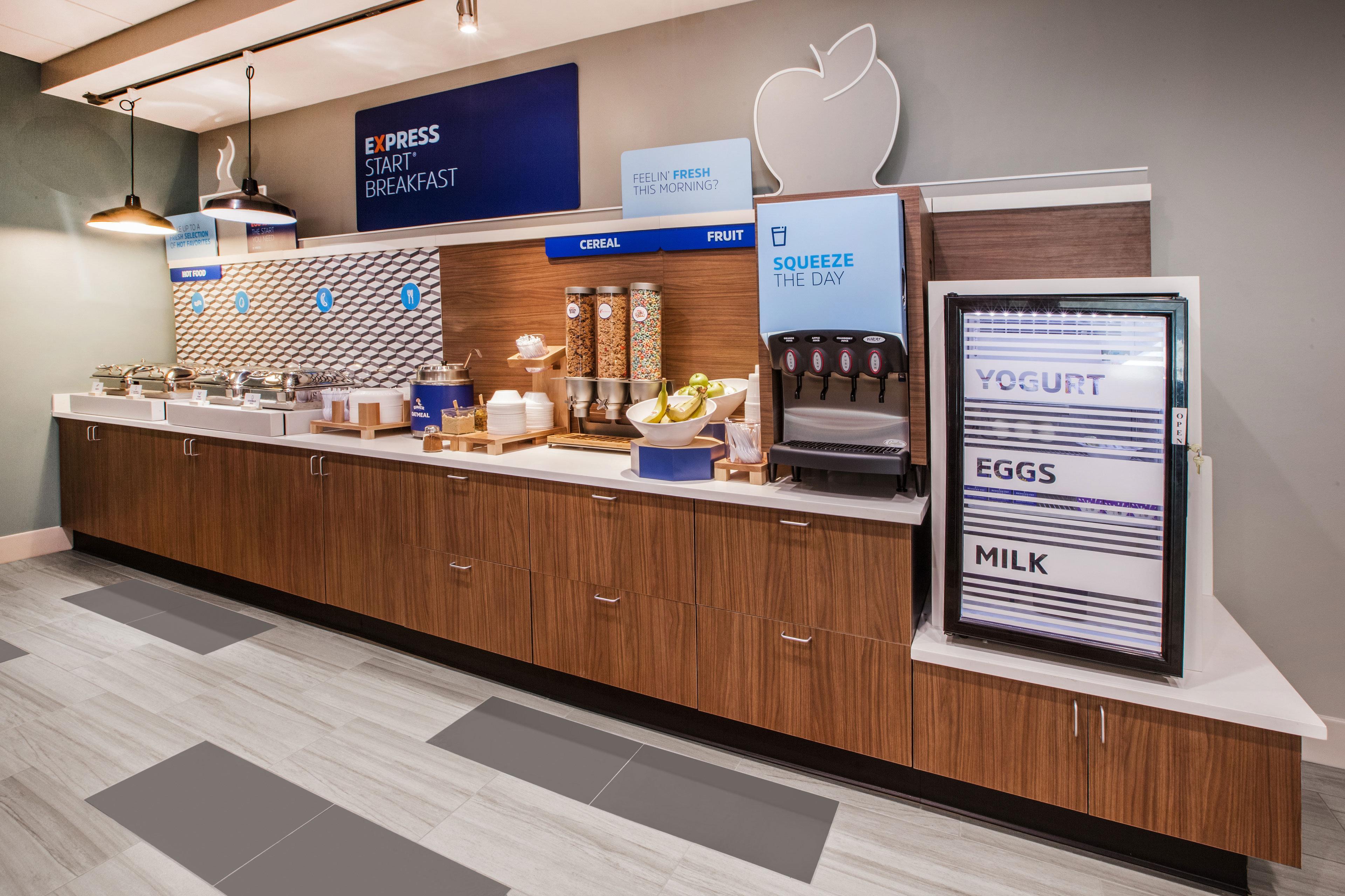 Holiday Inn Express & Suites Pueblo By Ihg Zewnętrze zdjęcie