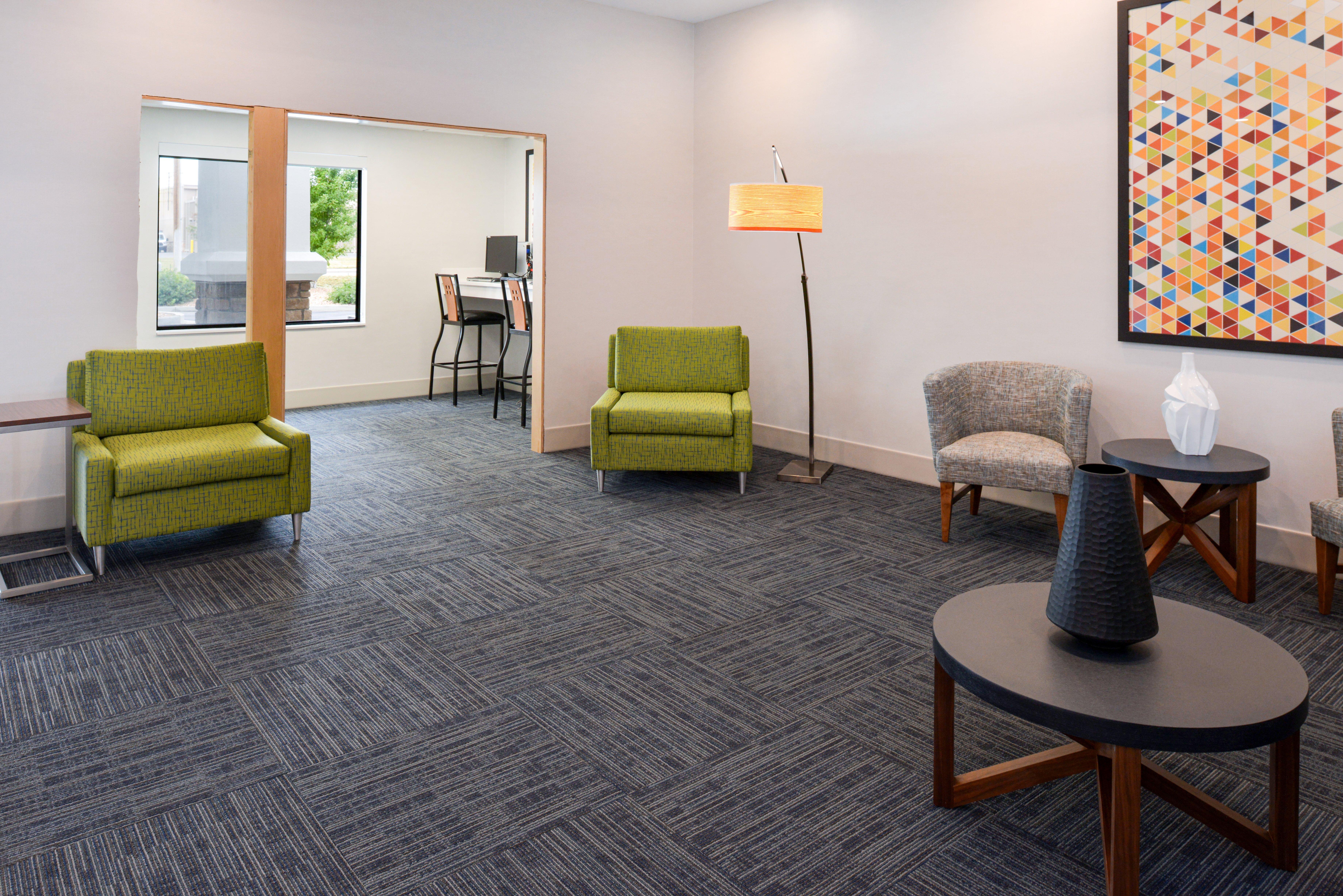 Holiday Inn Express & Suites Pueblo By Ihg Zewnętrze zdjęcie