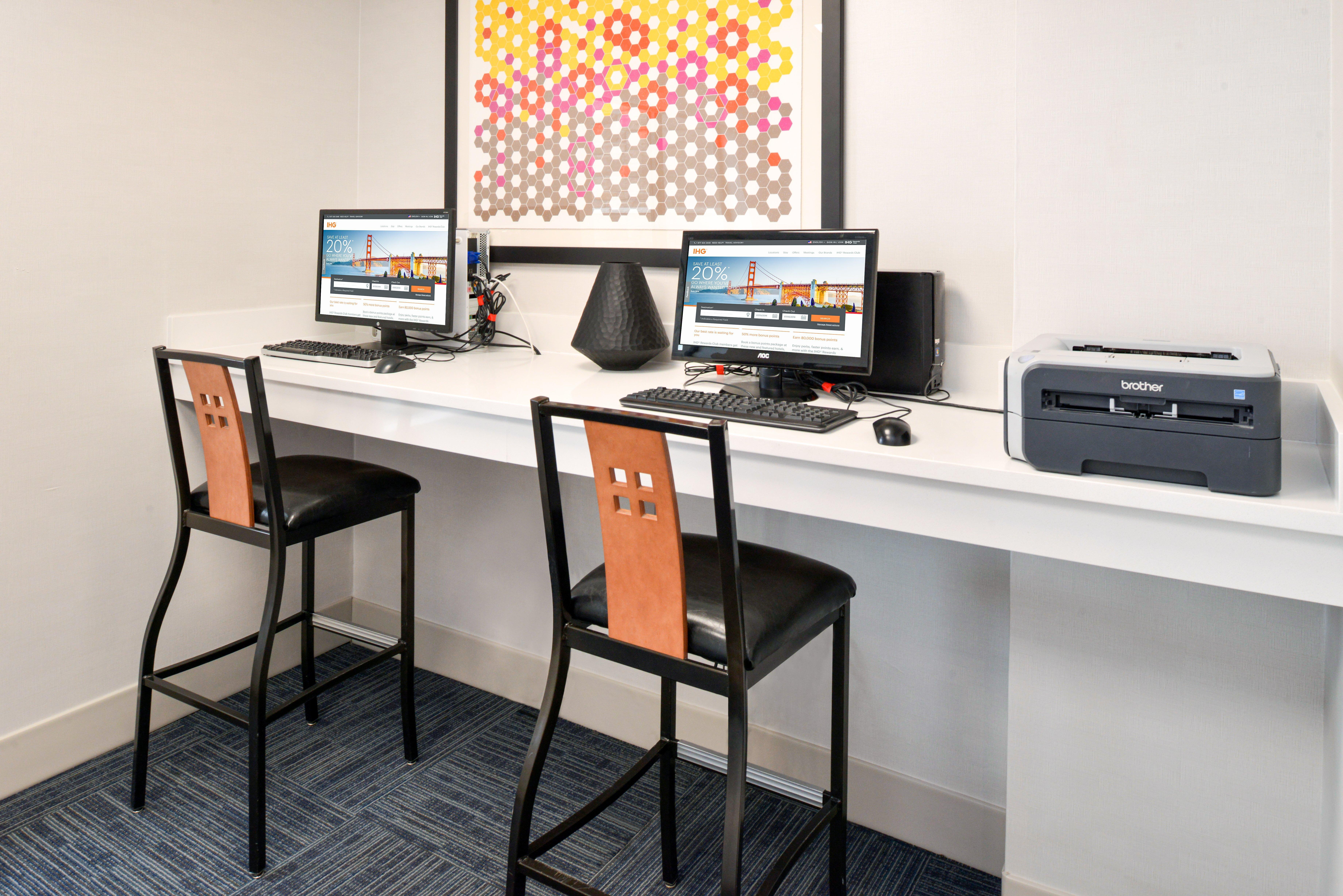 Holiday Inn Express & Suites Pueblo By Ihg Zewnętrze zdjęcie