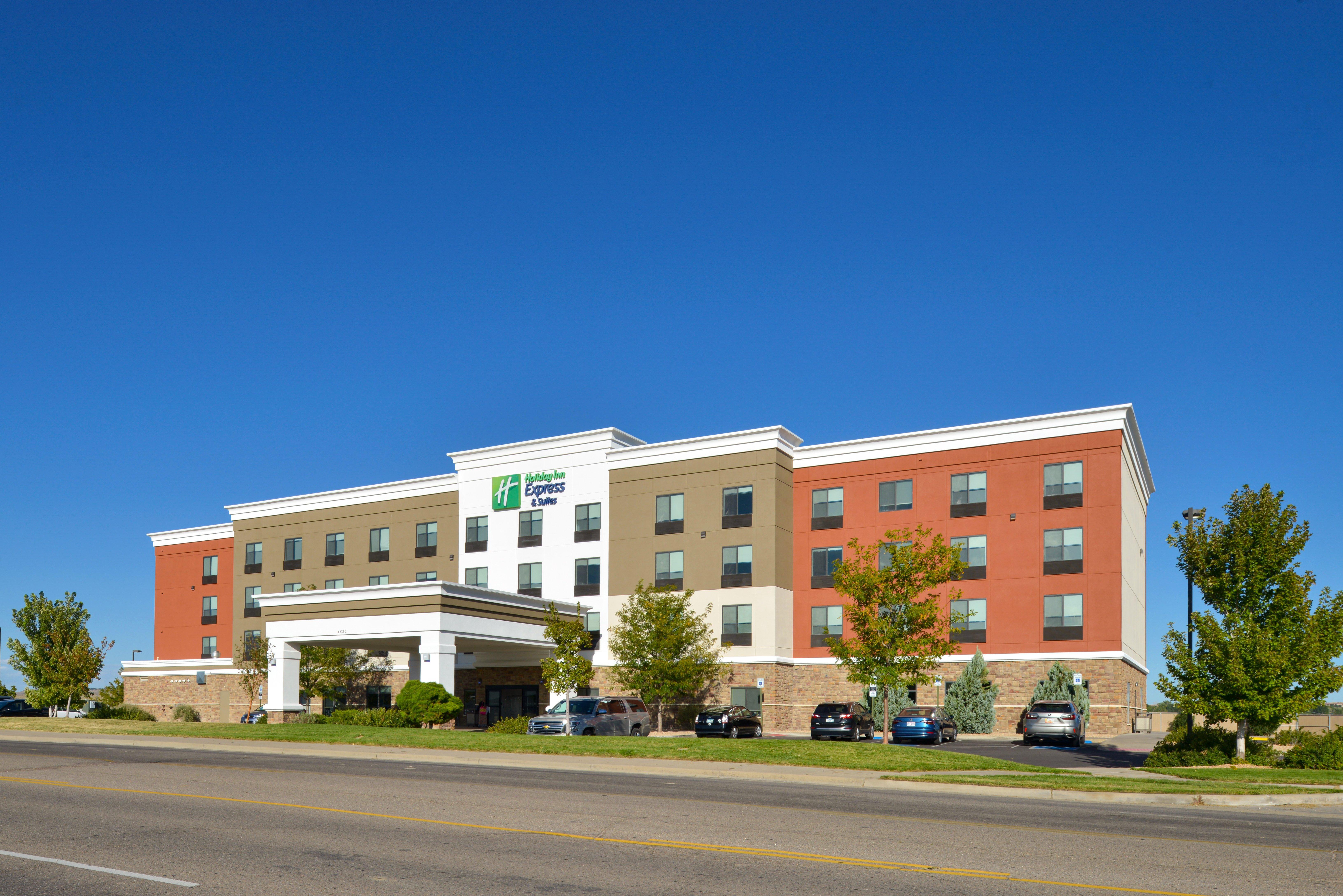 Holiday Inn Express & Suites Pueblo By Ihg Zewnętrze zdjęcie