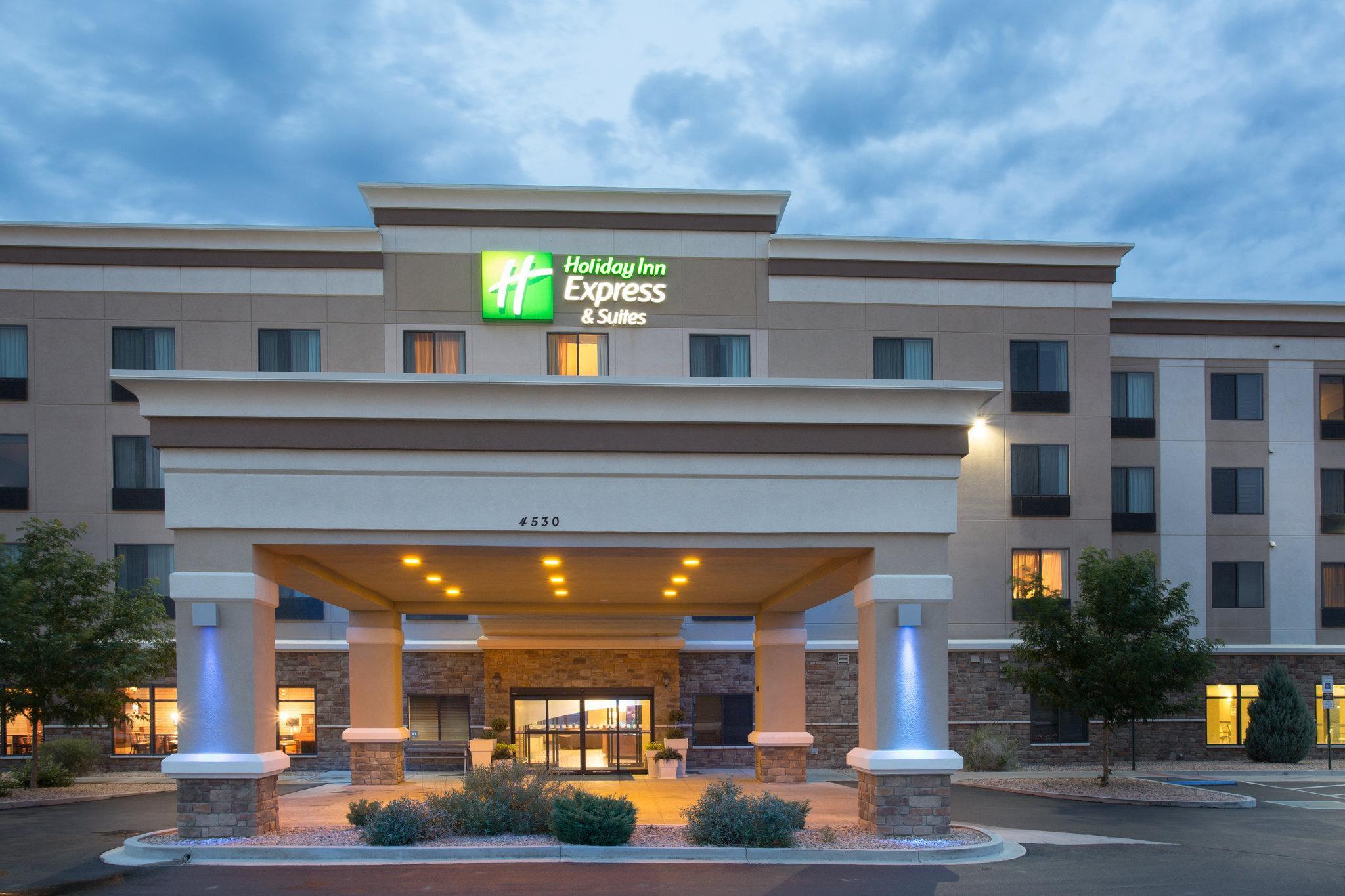 Holiday Inn Express & Suites Pueblo By Ihg Zewnętrze zdjęcie