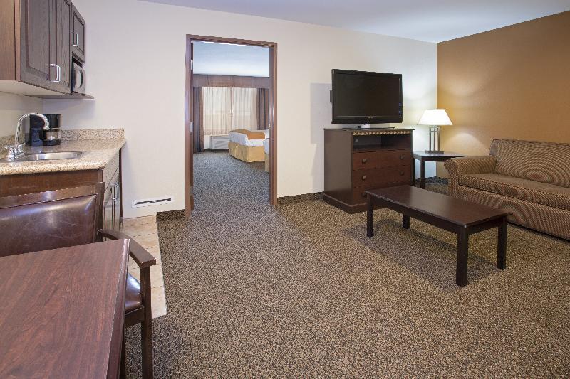 Holiday Inn Express & Suites Pueblo By Ihg Zewnętrze zdjęcie