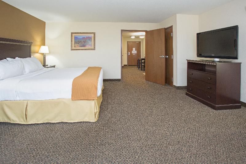 Holiday Inn Express & Suites Pueblo By Ihg Zewnętrze zdjęcie
